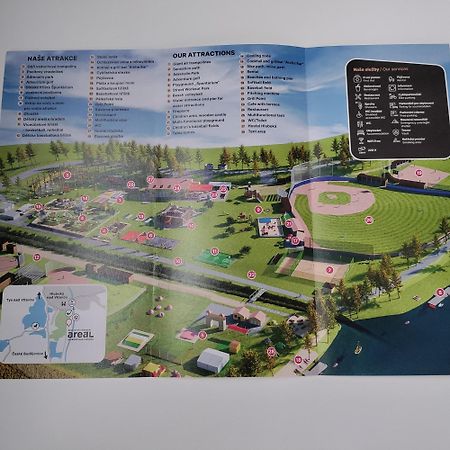 Domino Apartment Hluboka nad Vltavou Bagian luar foto