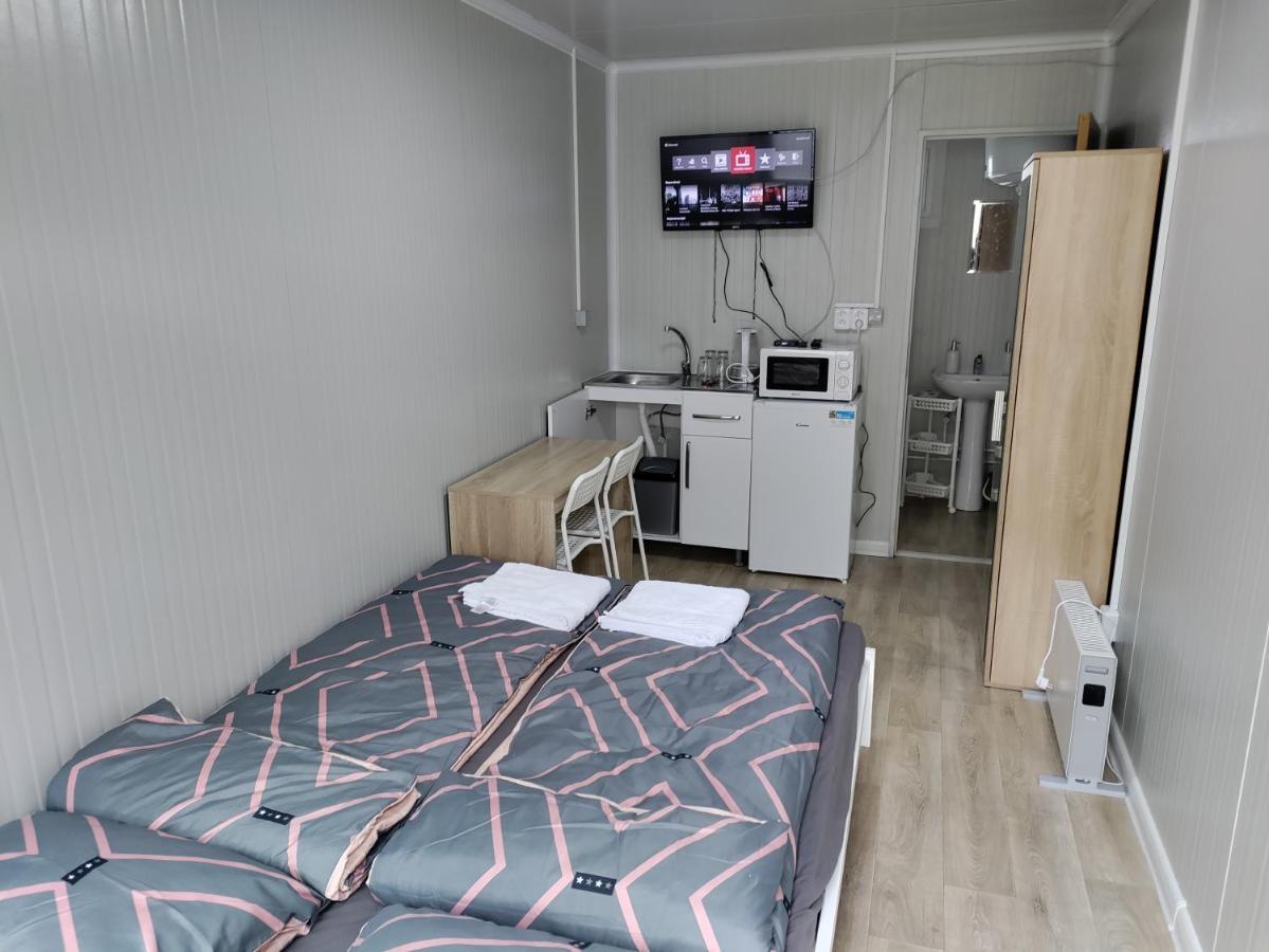 Domino Apartment Hluboka nad Vltavou Bagian luar foto